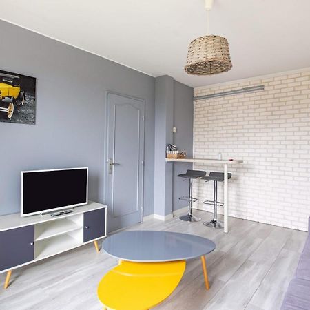 Appart T3 Bien Situe A Bourges + Wifi エクステリア 写真