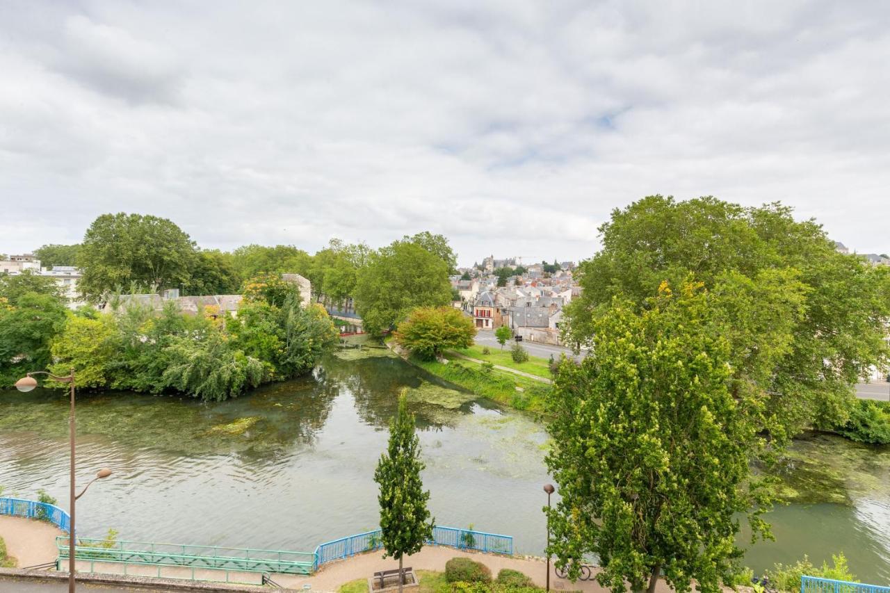 Appart T3 Bien Situe A Bourges + Wifi エクステリア 写真